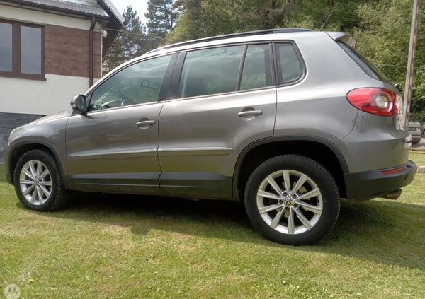 Volkswagen Tiguan cena 28300 przebieg: 275000, rok produkcji 2008 z Ostrów Wielkopolski małe 154